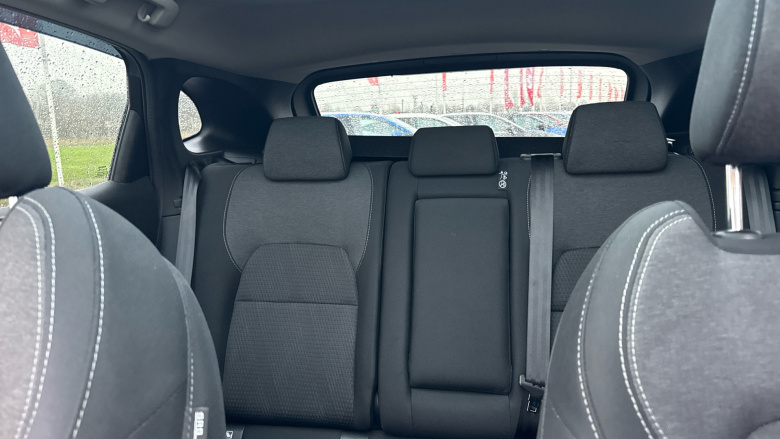 Nissan Qashqai 1.3 DiG-T MH N-Connecta [Glass Roof] 5dr Petrol Hatchback